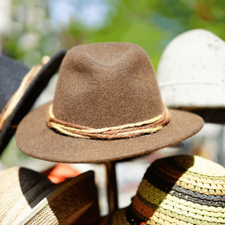 Caps & Sun Hats